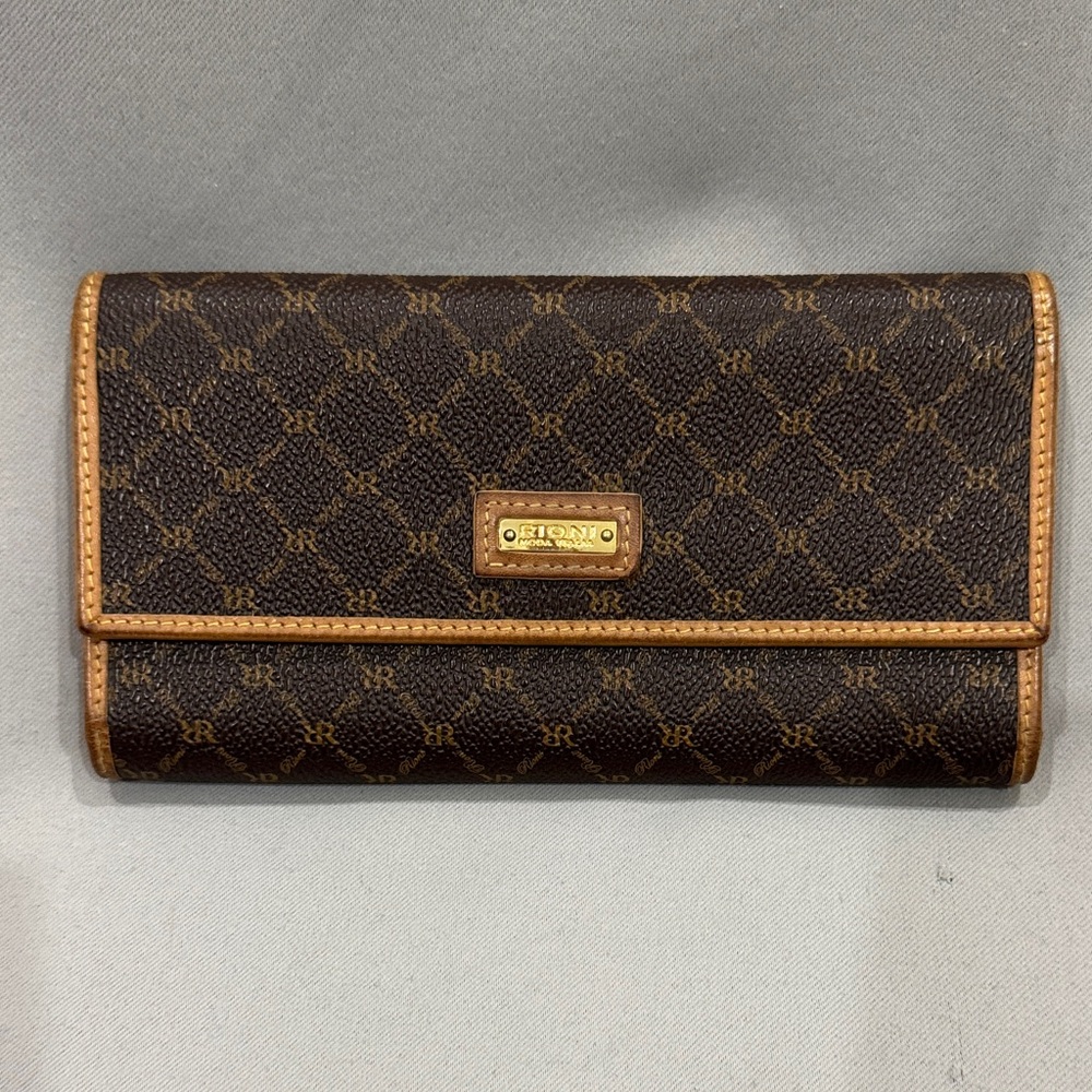 Rioni Italian Classic Trifold Wallet – Excellent Condition